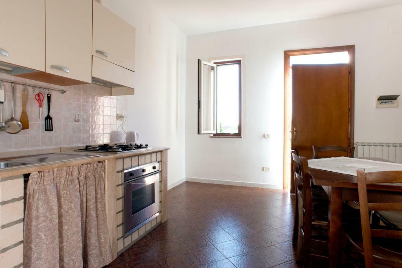 Agriturismo Colle Al Sole Apartment กัสติลโยเน เดล ลาโก ภายนอก รูปภาพ